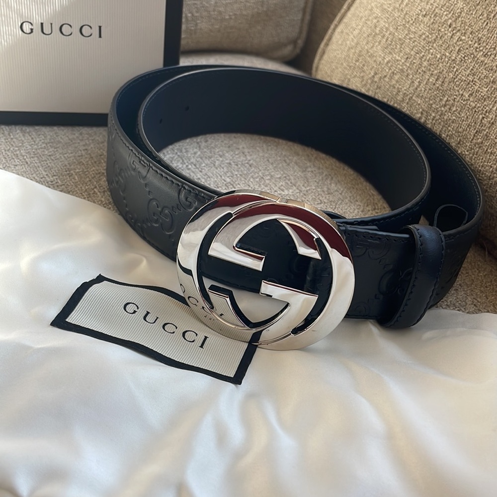 Gucci navy blue belt